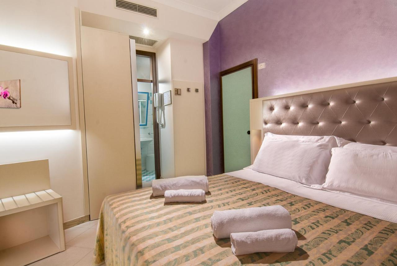 Hotel Ariane Rimini Esterno foto