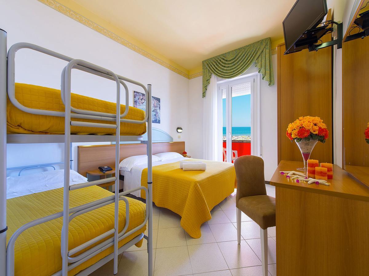Hotel Ariane Rimini Esterno foto