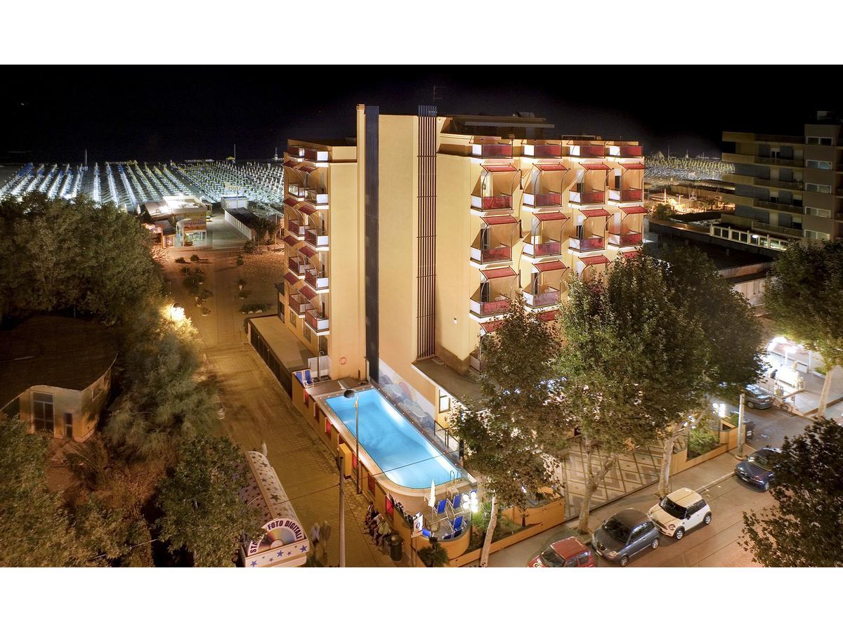 Hotel Ariane Rimini Esterno foto