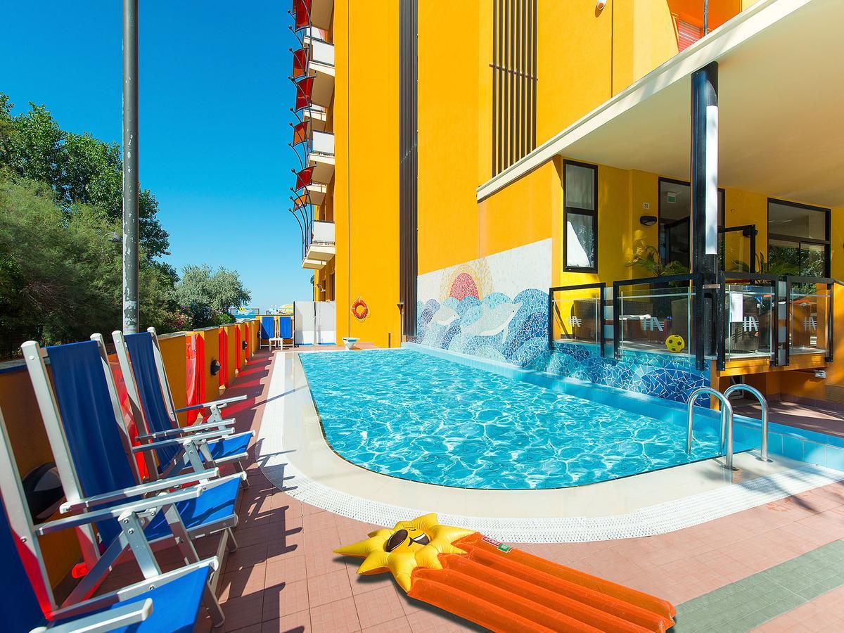 Hotel Ariane Rimini Esterno foto