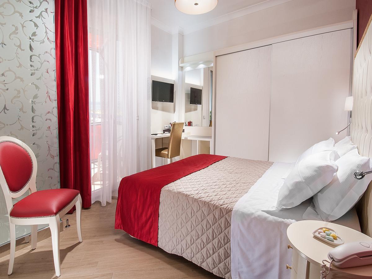 Hotel Ariane Rimini Esterno foto